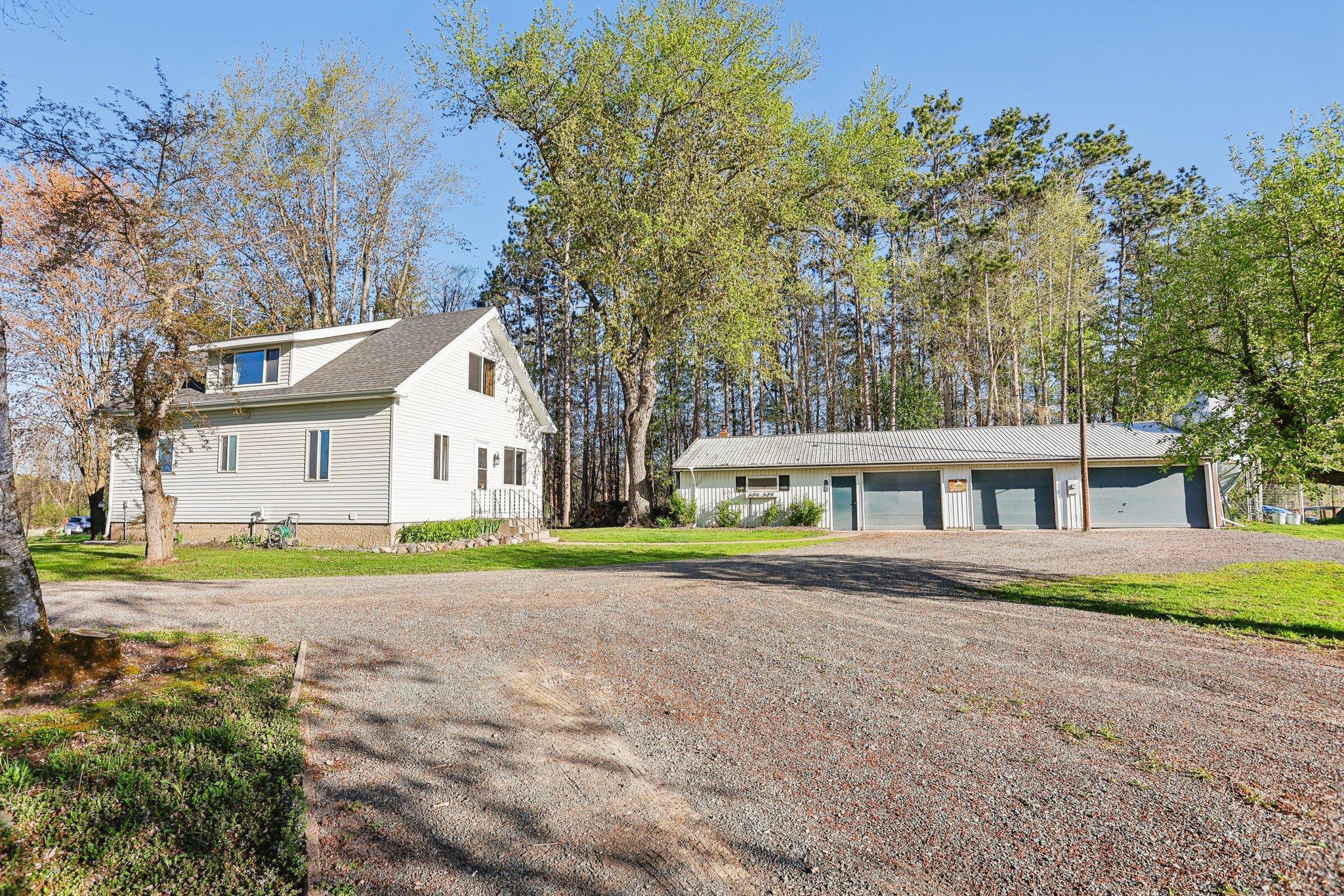 31559 Quinlan Avenue, Center City, Minnesota image 3
