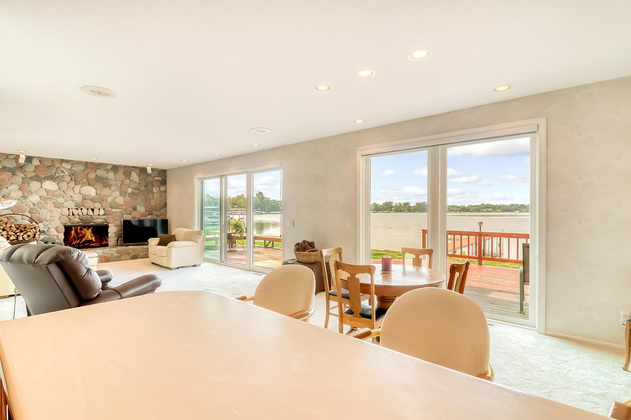 11484 Ravenswood Beach Road, Detroit Lakes, Minnesota image 1