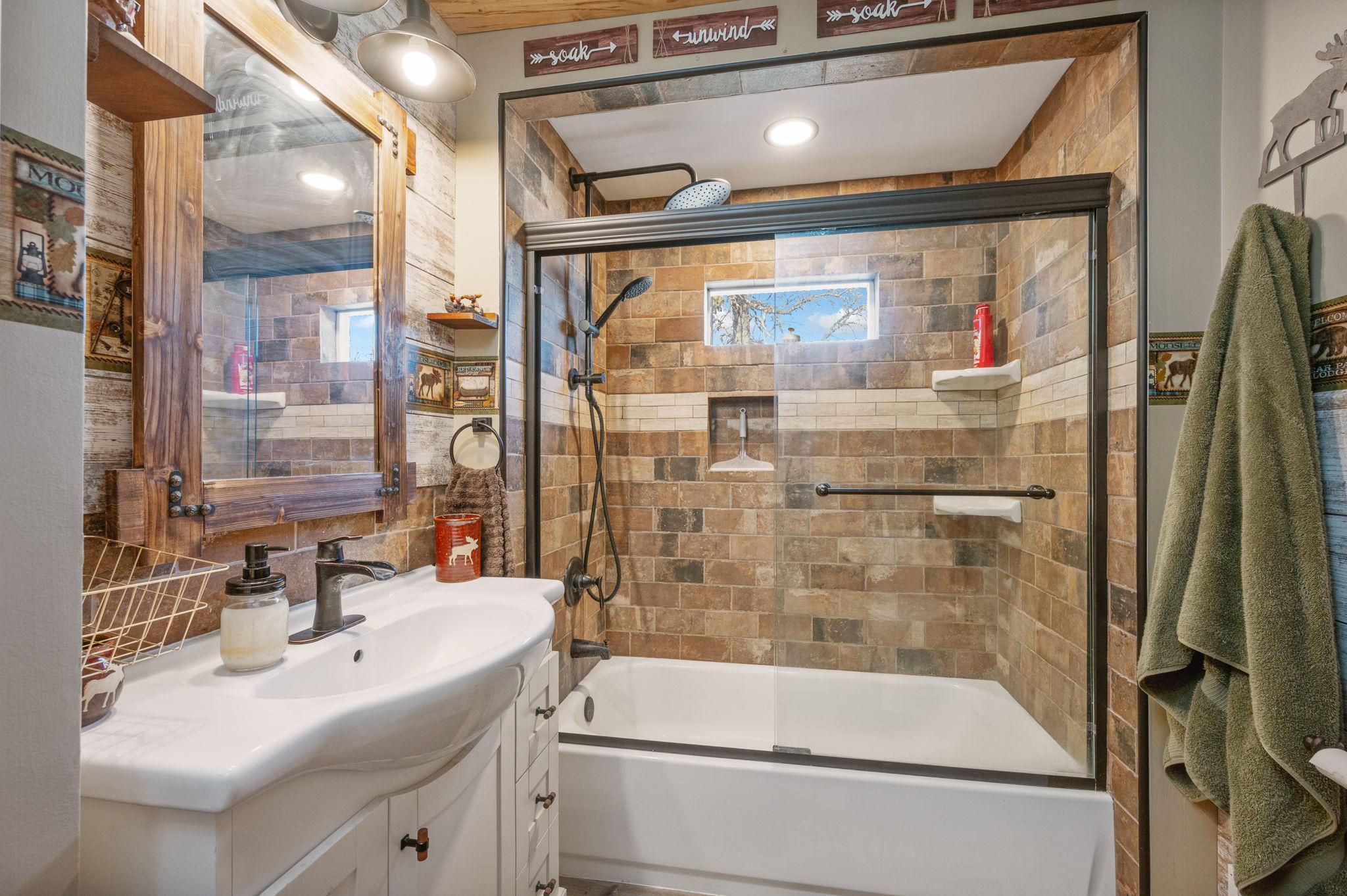570 190th Avenue, Fairmont, Minnesota image 31
