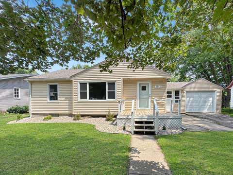 Homes For Sale - 2843 Pine Avenue<br/> Murray County, Slayton, MN 56172