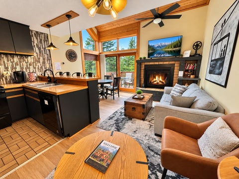 Townhouse For Sale - 527 Moose Mountain Drive<br/> Lutsen, MN 55612