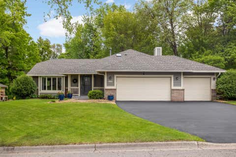 Homes For Sale - 105 Interlachen Road<br/> Burnsville, MN 55306