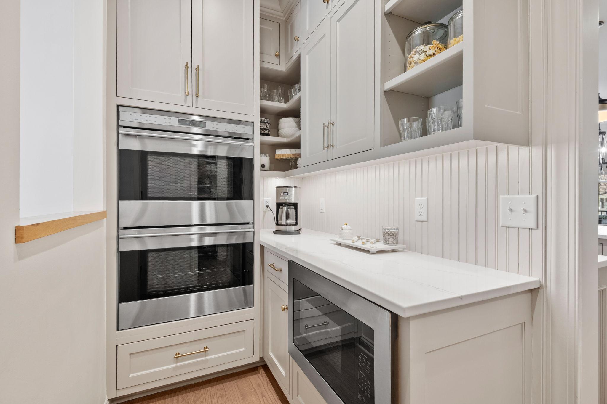8766 Sherwood Bluff, Eden Prairie, Minnesota image 38