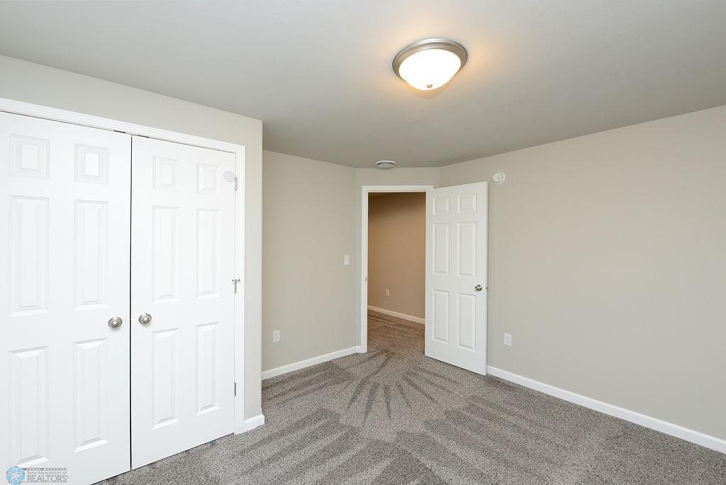 1062 Highland Lane, West Fargo, North Dakota image 28