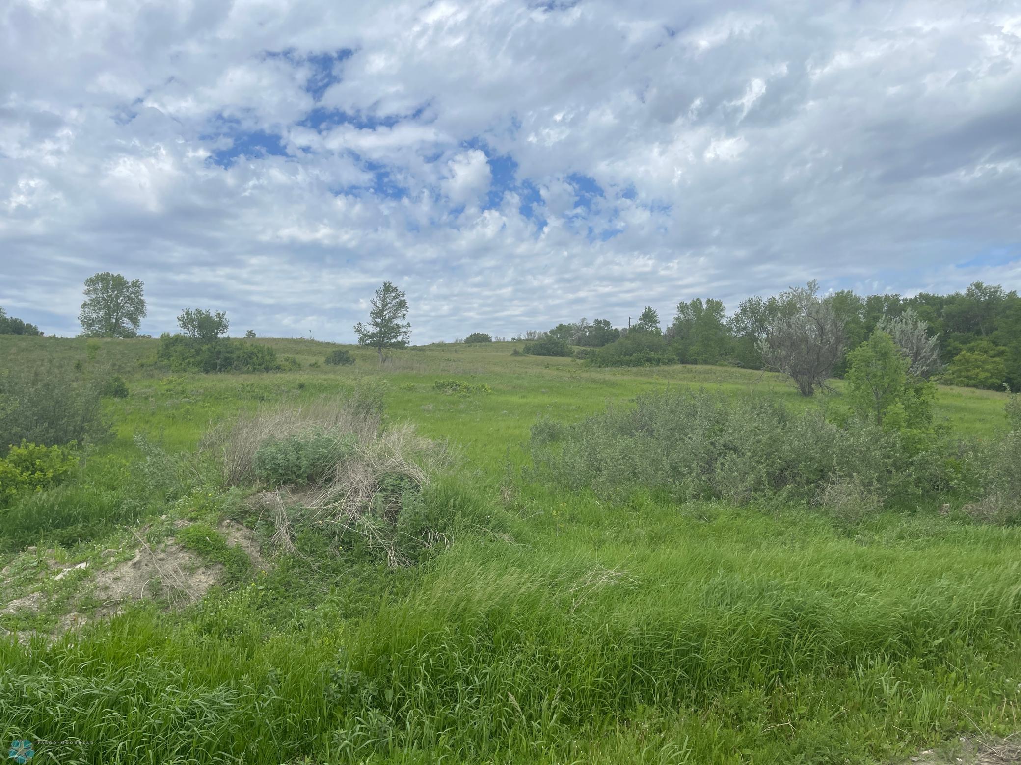 106 Jacks View Drive, Jamestown, North Dakota image 4