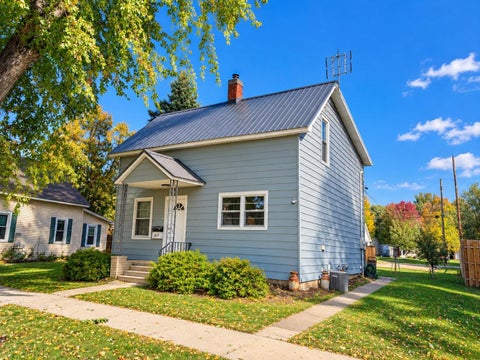 Homes For Sale - 1314 Tainter Street<br/> Dunn County, Menomonie, WI 54751