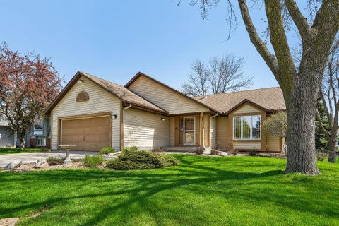 Homes For Sale - 7175 Janero Avenue<br/> Washington County, Cottage Grove, MN 55016