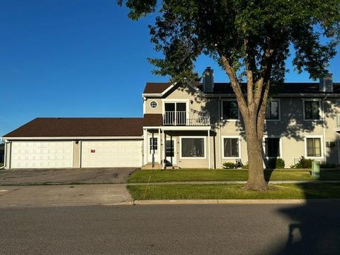 Condo For Sale - 3235 15th Avenue<br/> Fargo, ND 58103