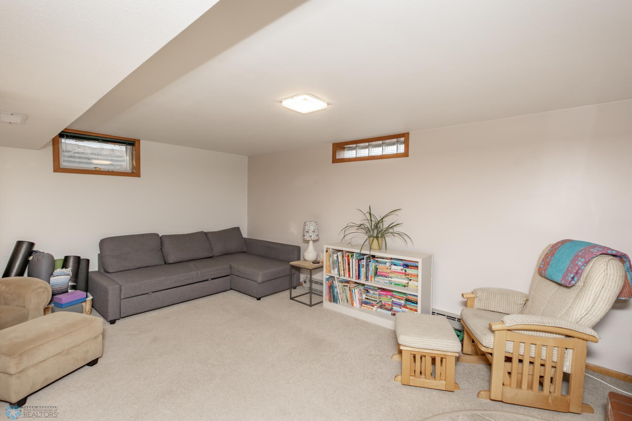 1204 15th Street, Moorhead, Minnesota image 34