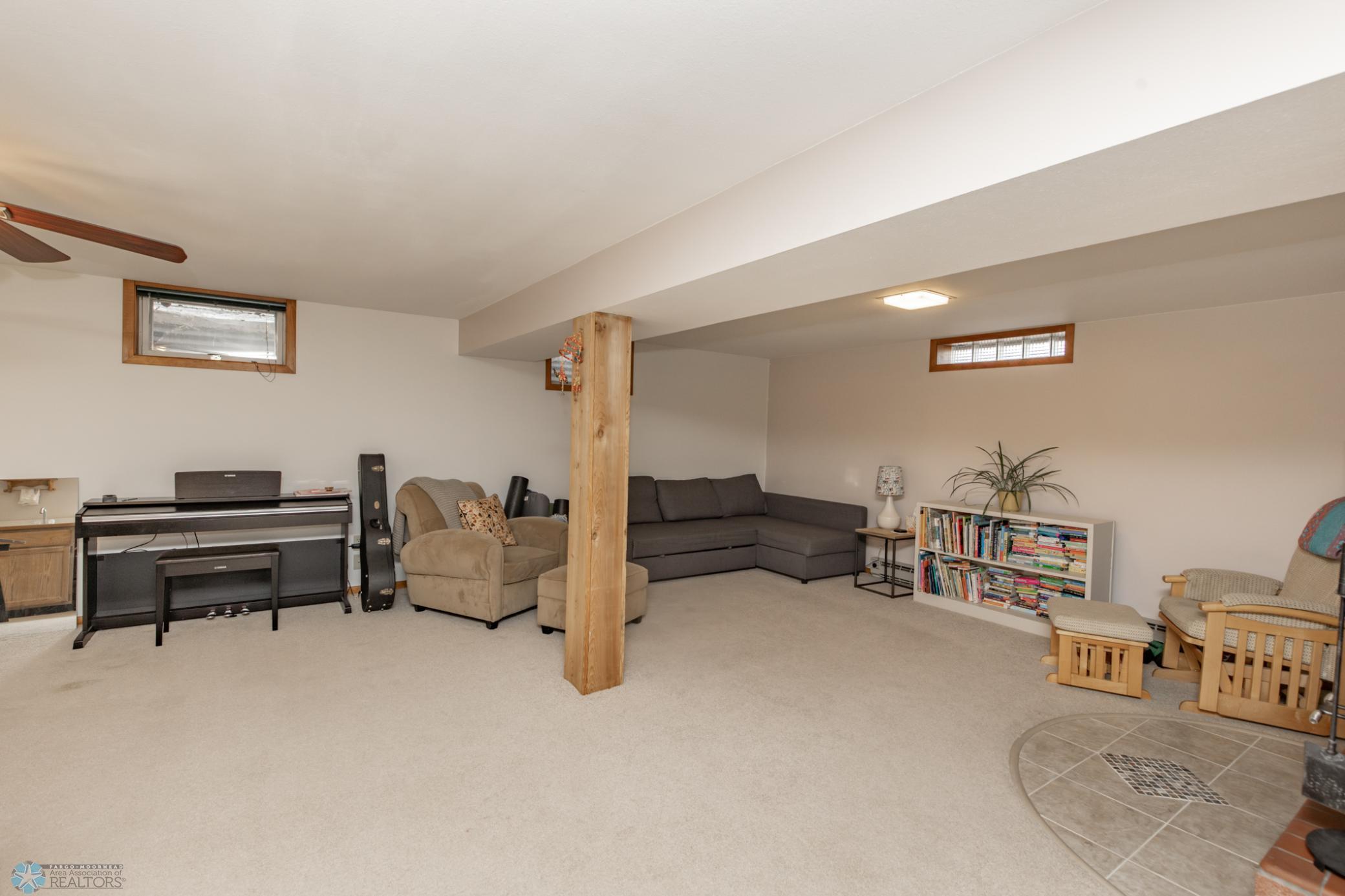 1204 15th Street, Moorhead, Minnesota image 30