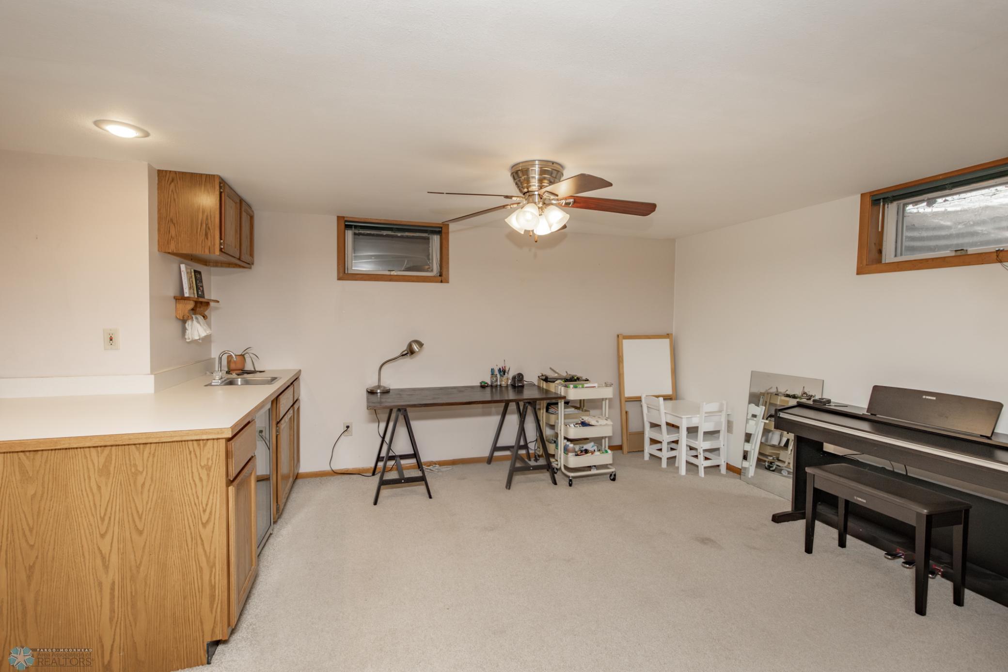 1204 15th Street, Moorhead, Minnesota image 31