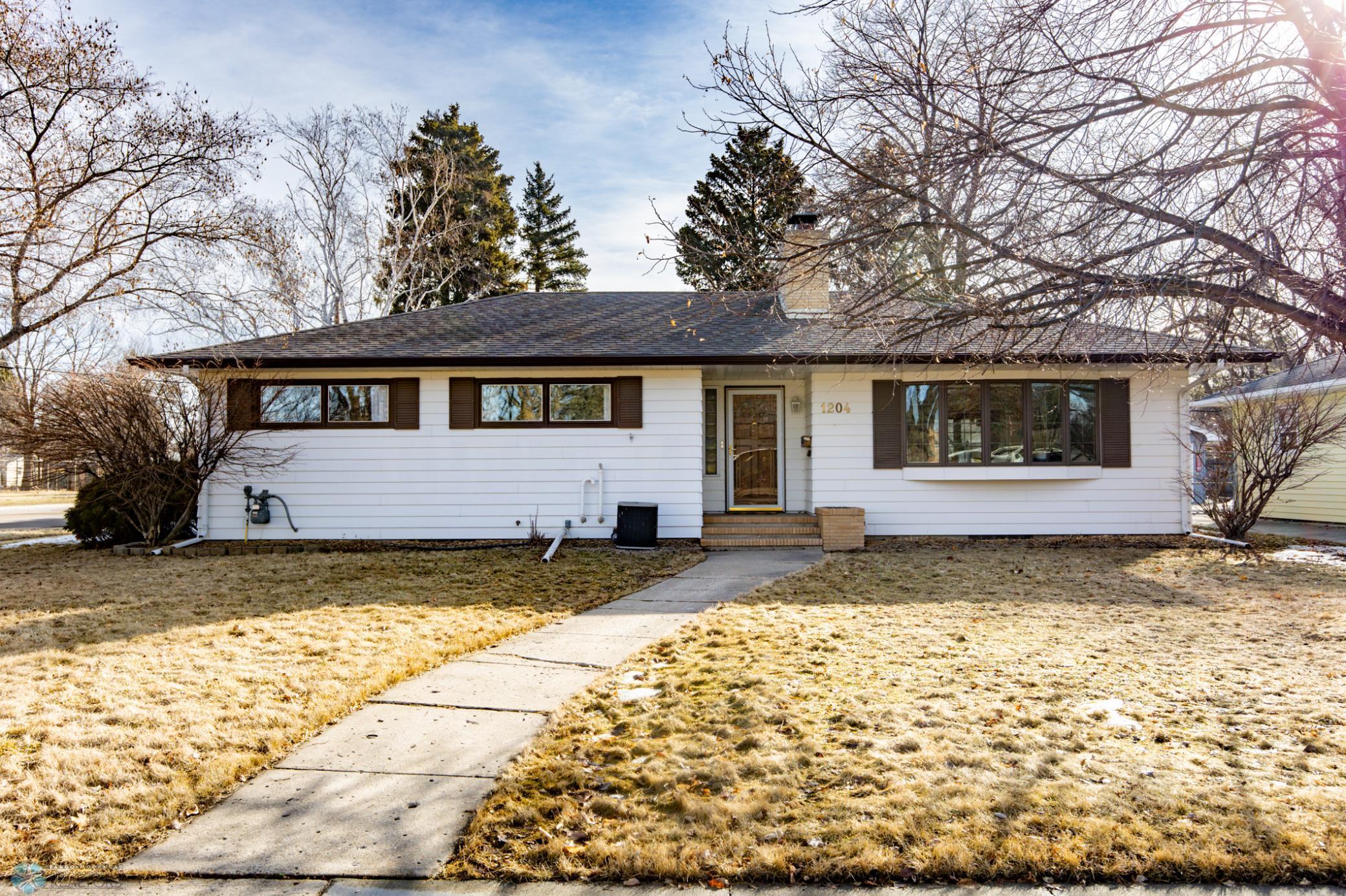 1204 15th Street, Moorhead, Minnesota image 1