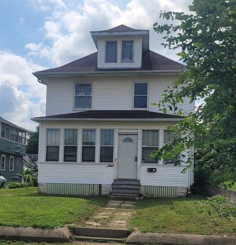 Multifamily For Sale - 716 Rose Avenue<br/> Saint Paul, MN 55106