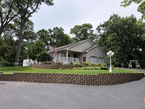 Homes For Sale - 20966 Davenport Street<br/> Cedar, MN 55011