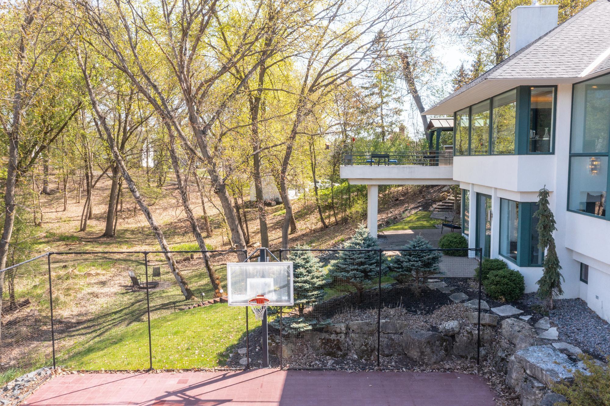 2226 Oakland Road, Hopkins, Minnesota image 11