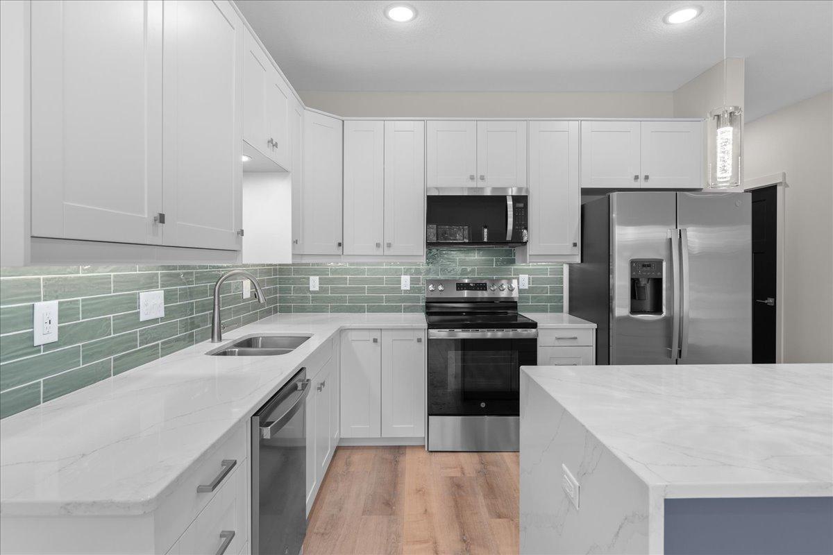 425 W 8th Street #20, New Richmond, Wisconsin image 6