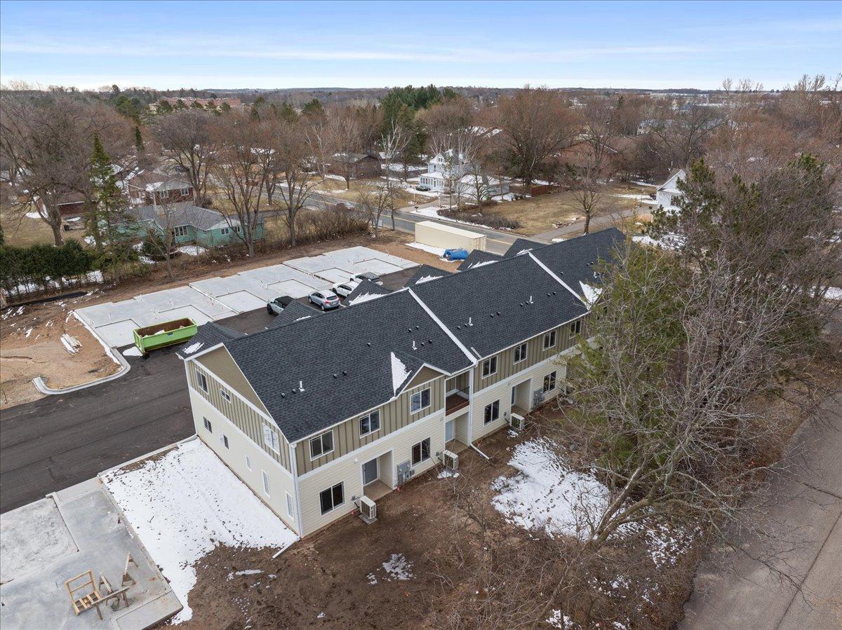 425 W 8th Street #20, New Richmond, Wisconsin image 22