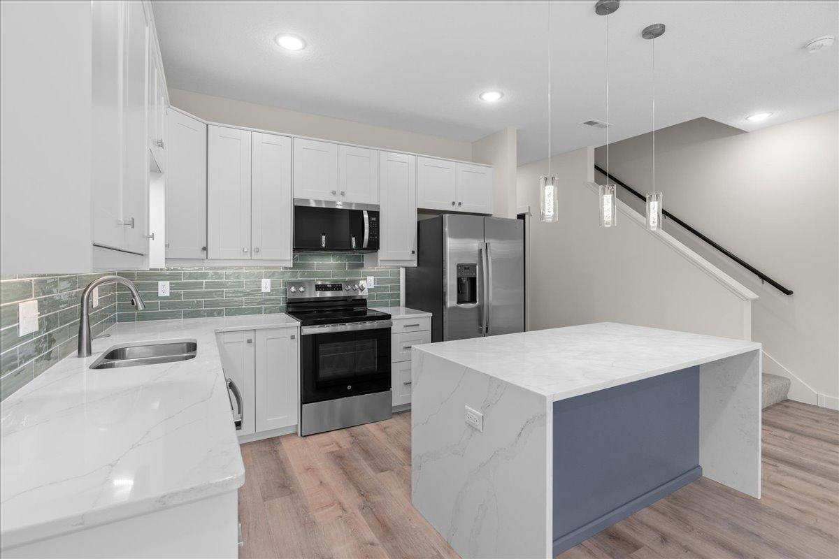 425 W 8th Street #20, New Richmond, Wisconsin image 5