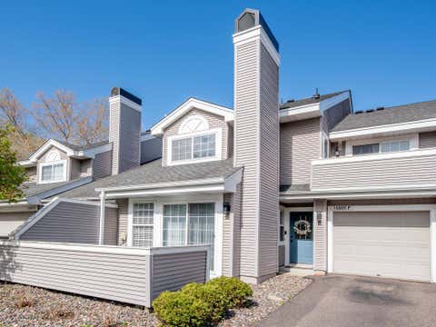 Townhouse For Sale - 15805 24th Avenue<br/> Minneapolis, MN 55447