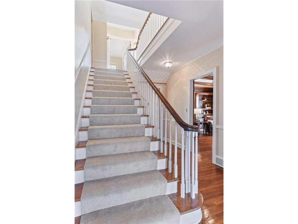 6321 Interlachen Boulevard, Edina, Minnesota image 45