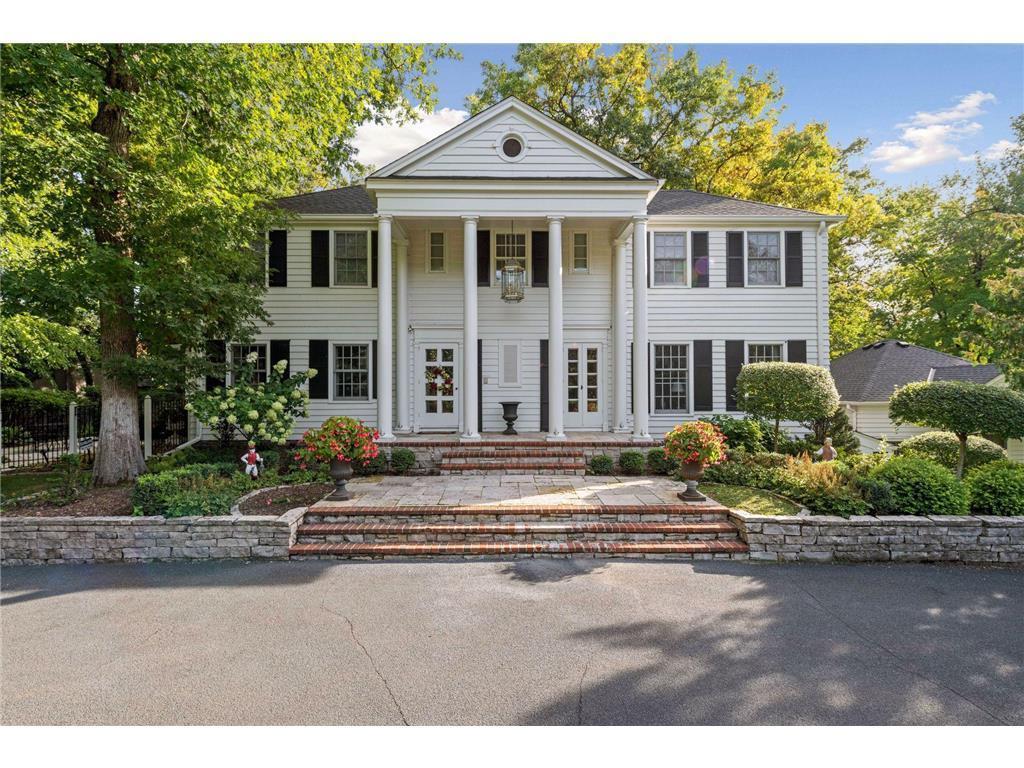 6321 Interlachen Boulevard, Edina, Minnesota image 3