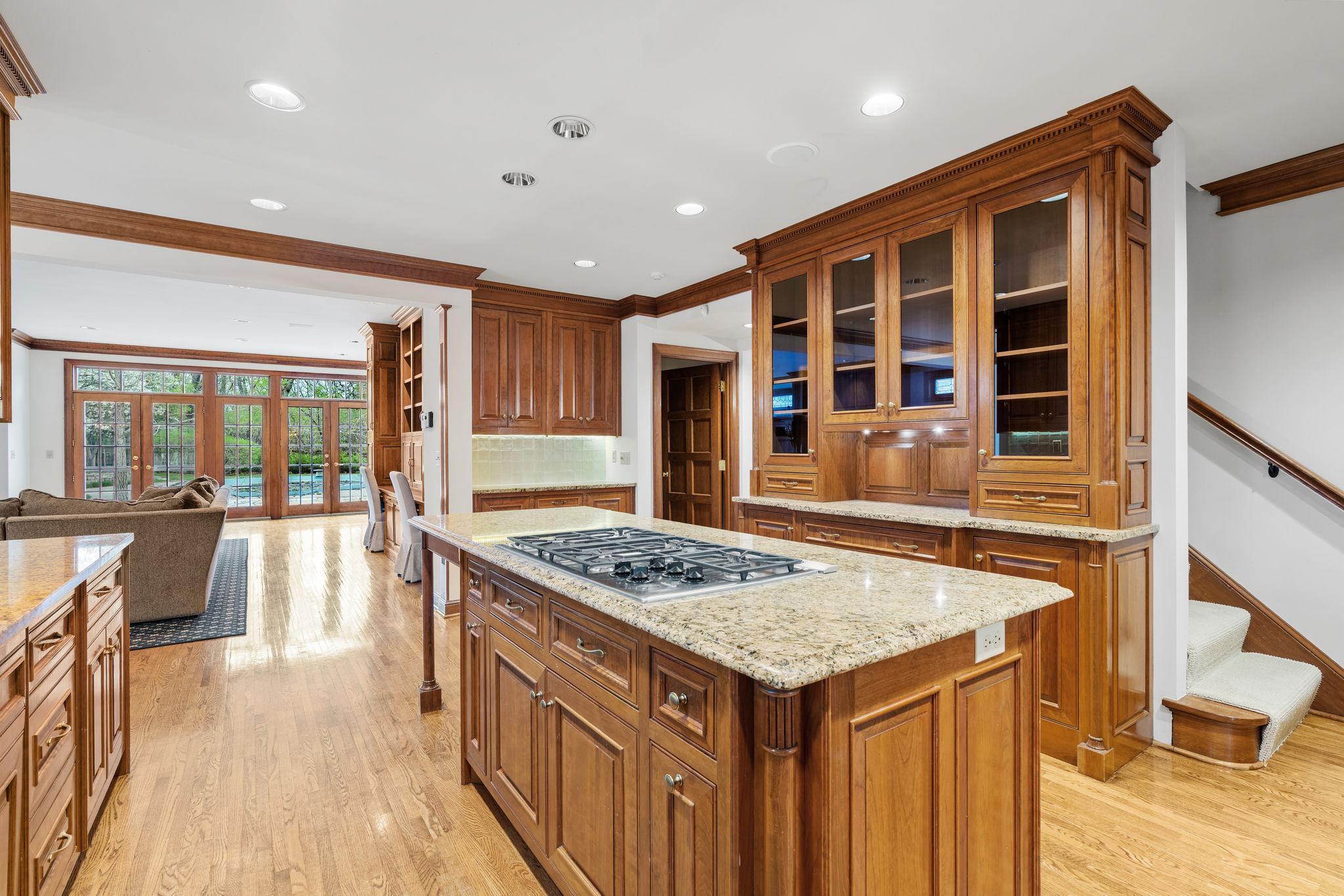 6321 Interlachen Boulevard, Edina, Minnesota image 22