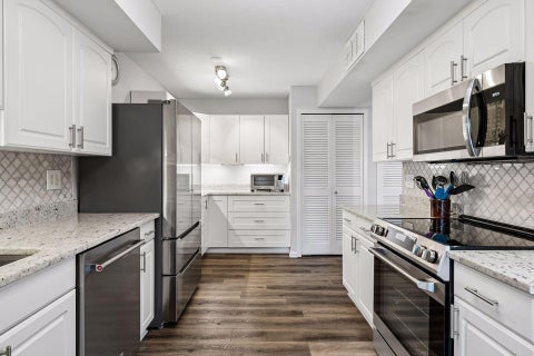 Condo For Sale - 3412 Oak Ridge Road<br/> Hennepin County, Hopkins, MN 55305