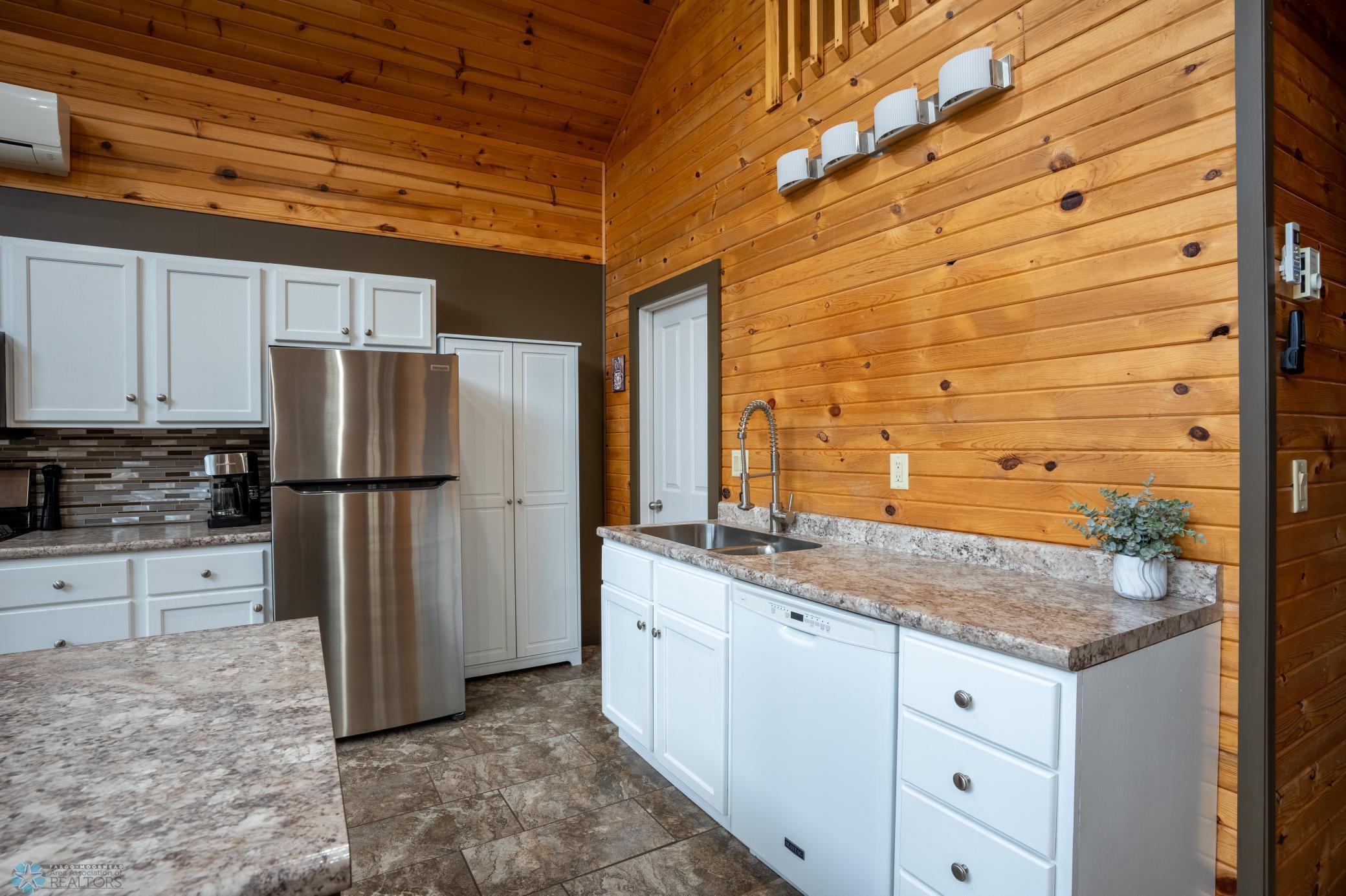 33489 Strawberry Drive, Ogema, Minnesota image 16