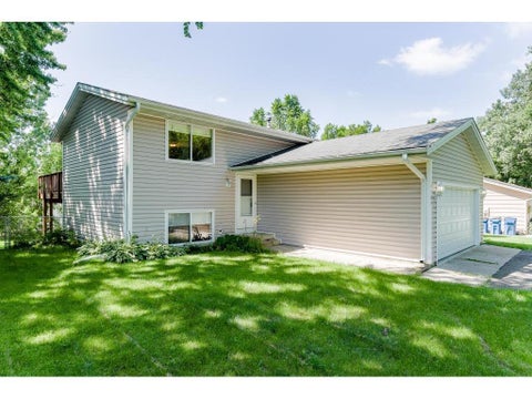Homes For Sale - 4189 Pleasant Street<br/> Prior Lake, MN 55372