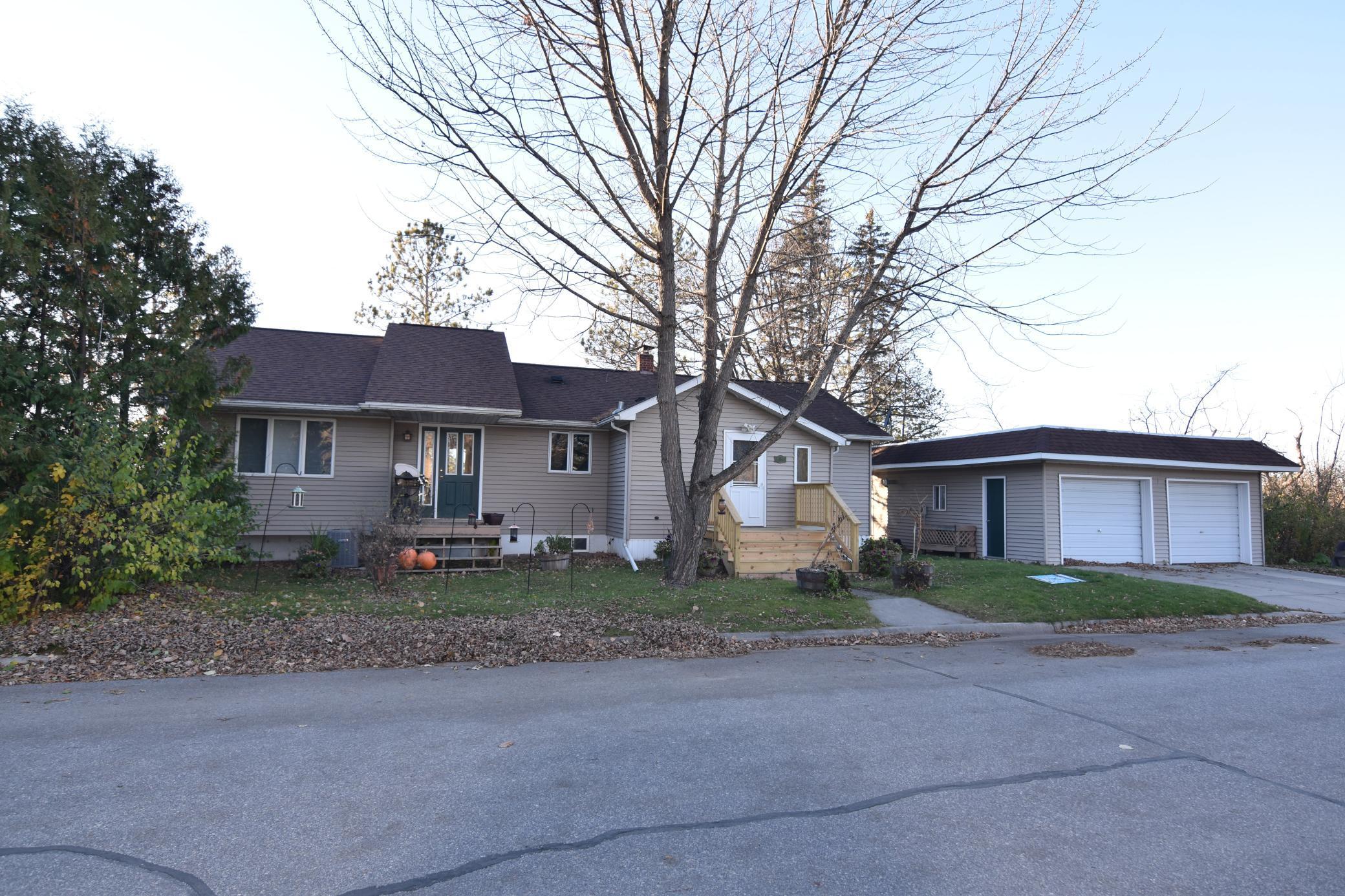 205 2nd Avenue, Baudette, Minnesota image 7