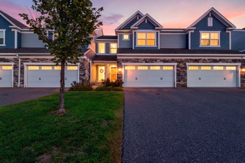 Townhouse For Sale - 7569 184th Street<br/> Lakeville, MN 55044