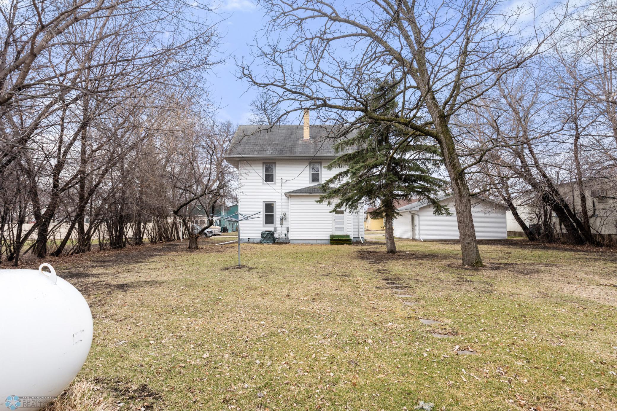 1005 Lenham Avenue, Cooperstown, North Dakota image 6