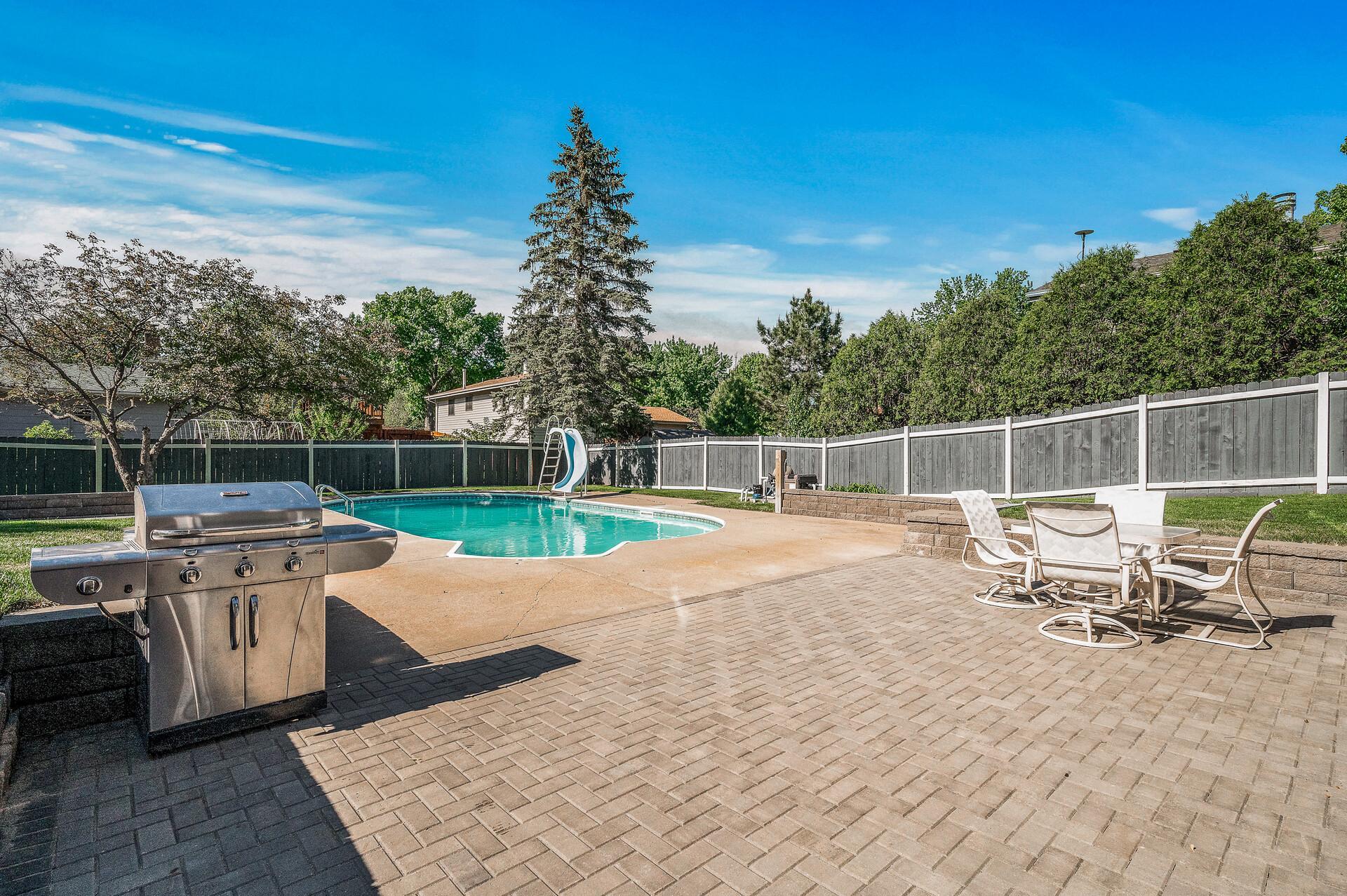 2411 78th Court, Brooklyn Park, Minnesota image 31