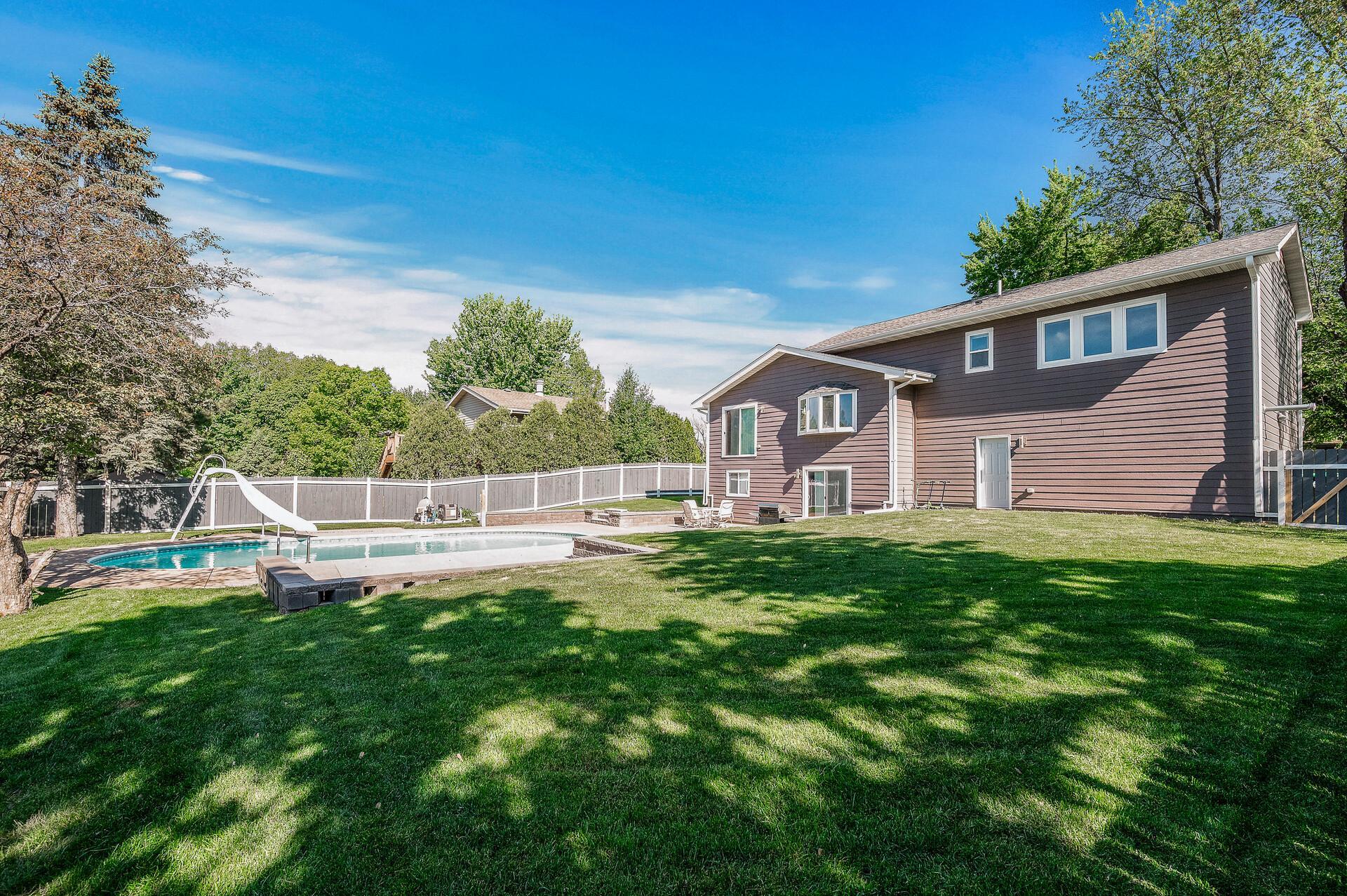 2411 78th Court, Brooklyn Park, Minnesota image 30