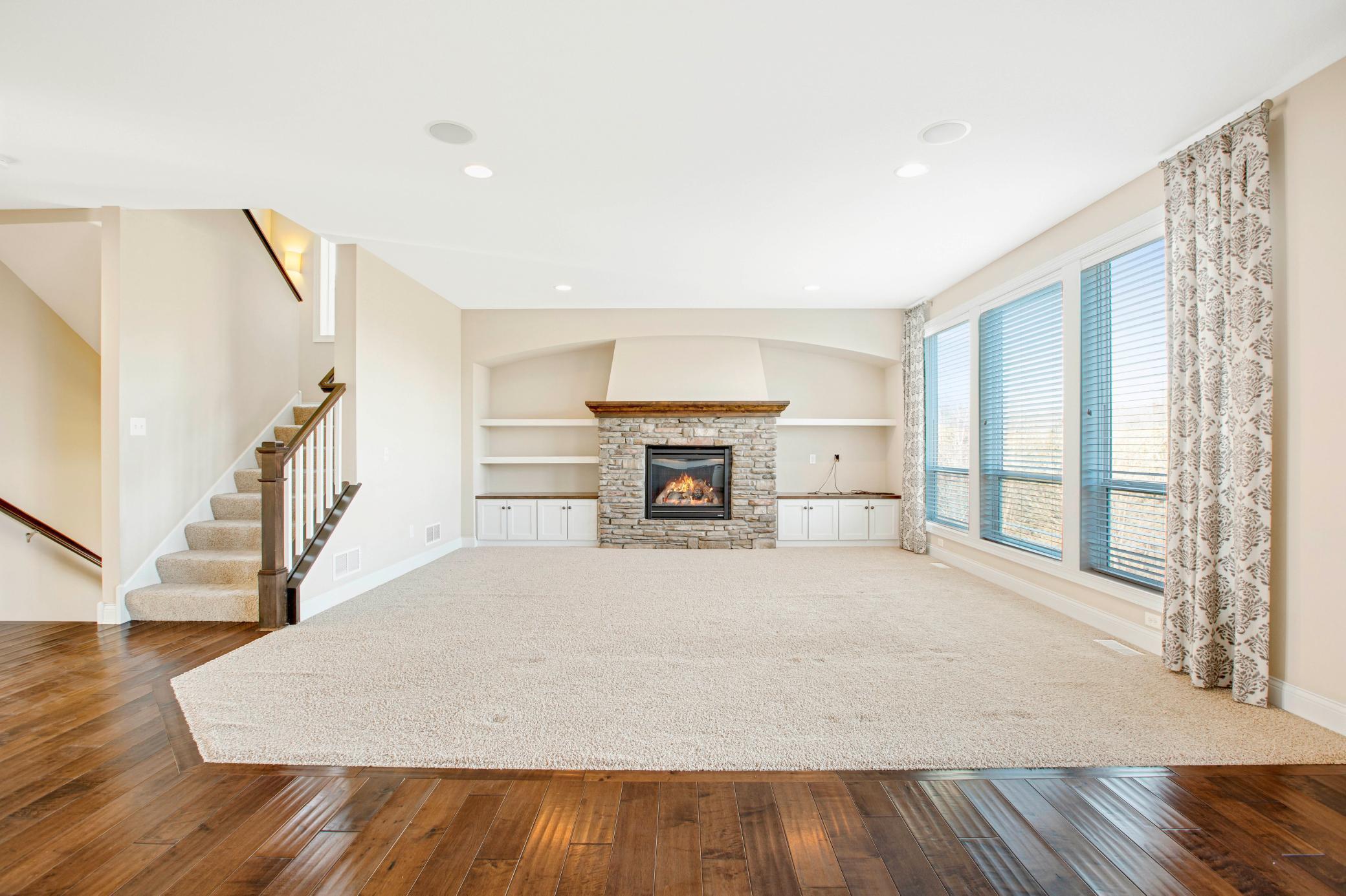 9080 Princeton Circle, Woodbury, Minnesota image 12