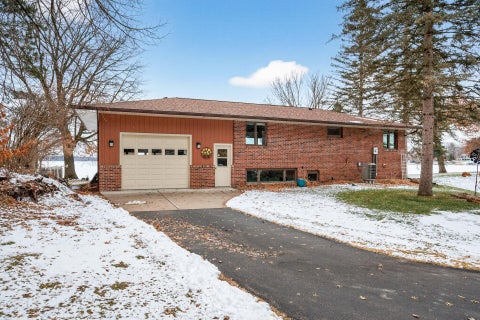 Homes For Sale - 2395 Cardinal Drive<br/> New Richmond, WI 54017