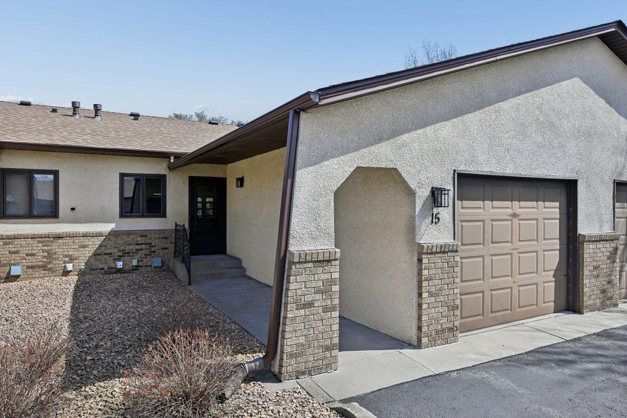 Welcome to 149 Riverview Dr #15