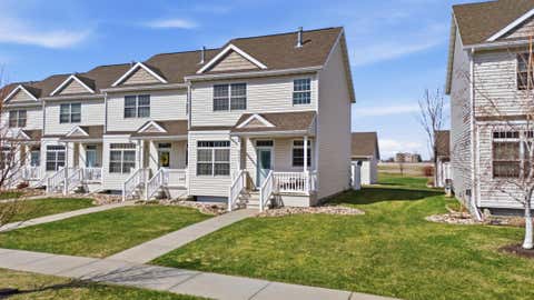 Townhouse For Sale - 4551 44th Street<br/> Cass County, Fargo, ND 58104
