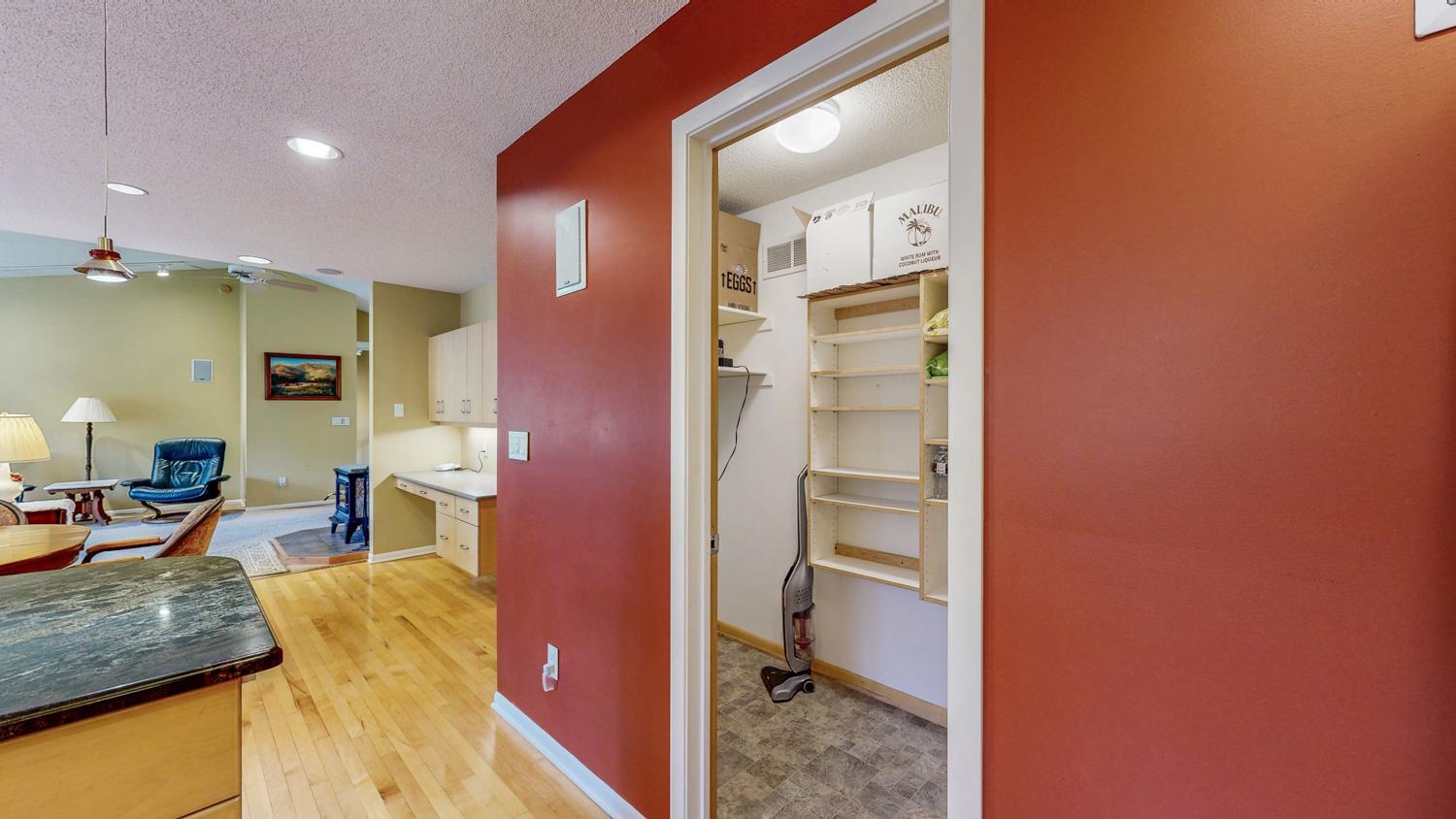928 Rocky Creek Drive, Rochester, Minnesota image 20