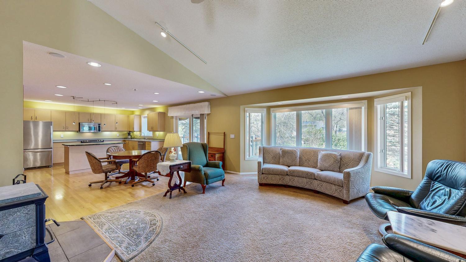 928 Rocky Creek Drive, Rochester, Minnesota image 8