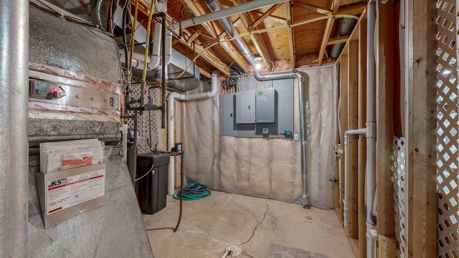 928 Rocky Creek Drive, Rochester, Minnesota image 38