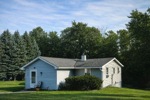 Homes For Sale - 4525 Walnut Street<br/> Maple Plain, MN 55359