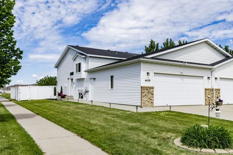 Homes For Sale - 4459 15th Street<br/> Moorhead, MN 56560
