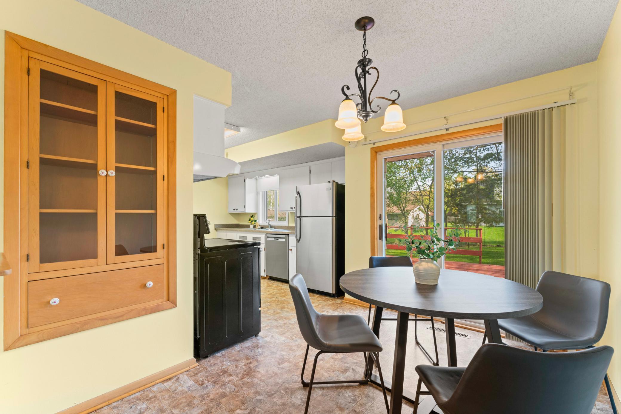 543 East Lane, Saint Charles, Minnesota image 17