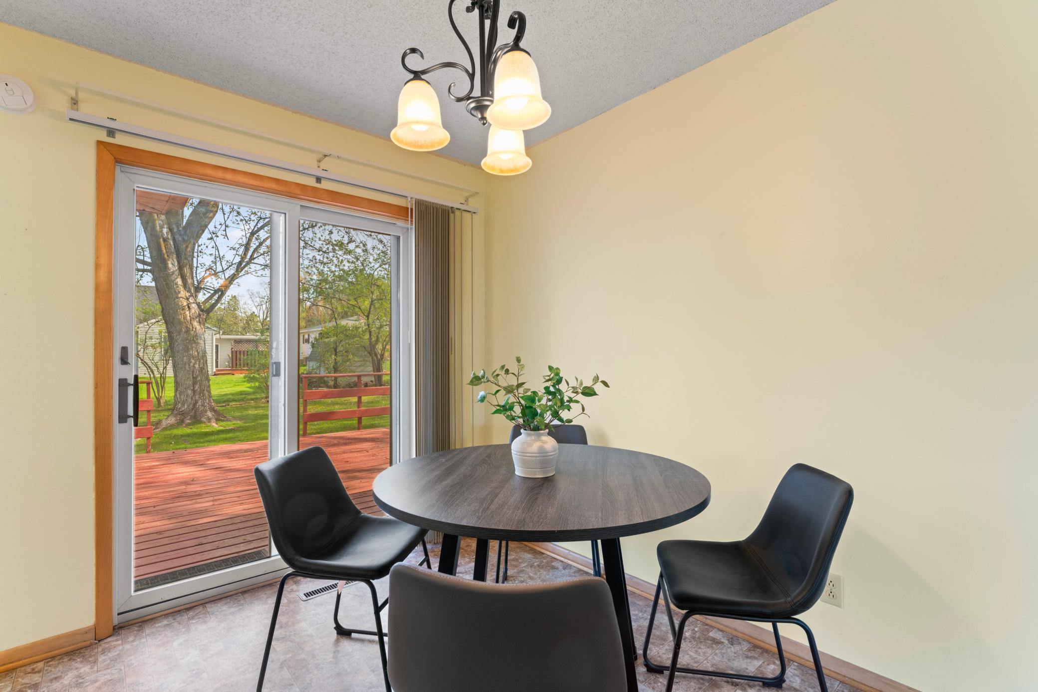 543 East Lane, Saint Charles, Minnesota image 15