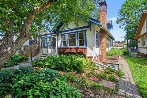 Homes For Sale - 4605 Portland Avenue<br/> Minneapolis, MN 55407