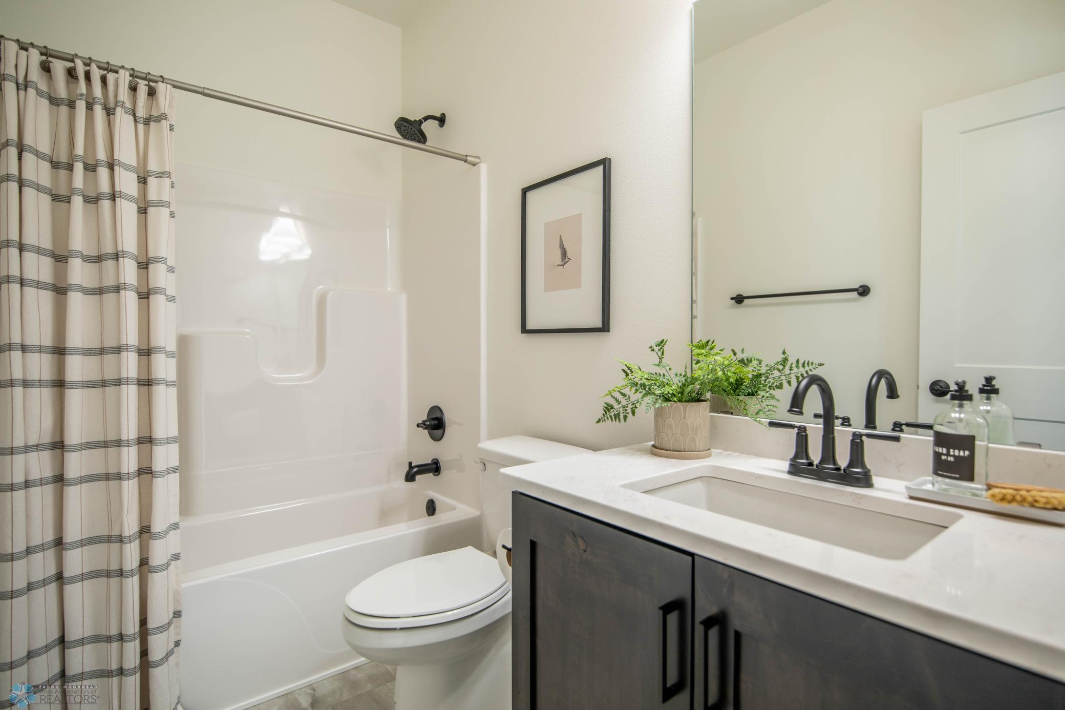 West Fargo, North Dakota 58078, United States, 2 Bedrooms Bedrooms, ,2 BathroomsBathrooms,Residential,Active,201154