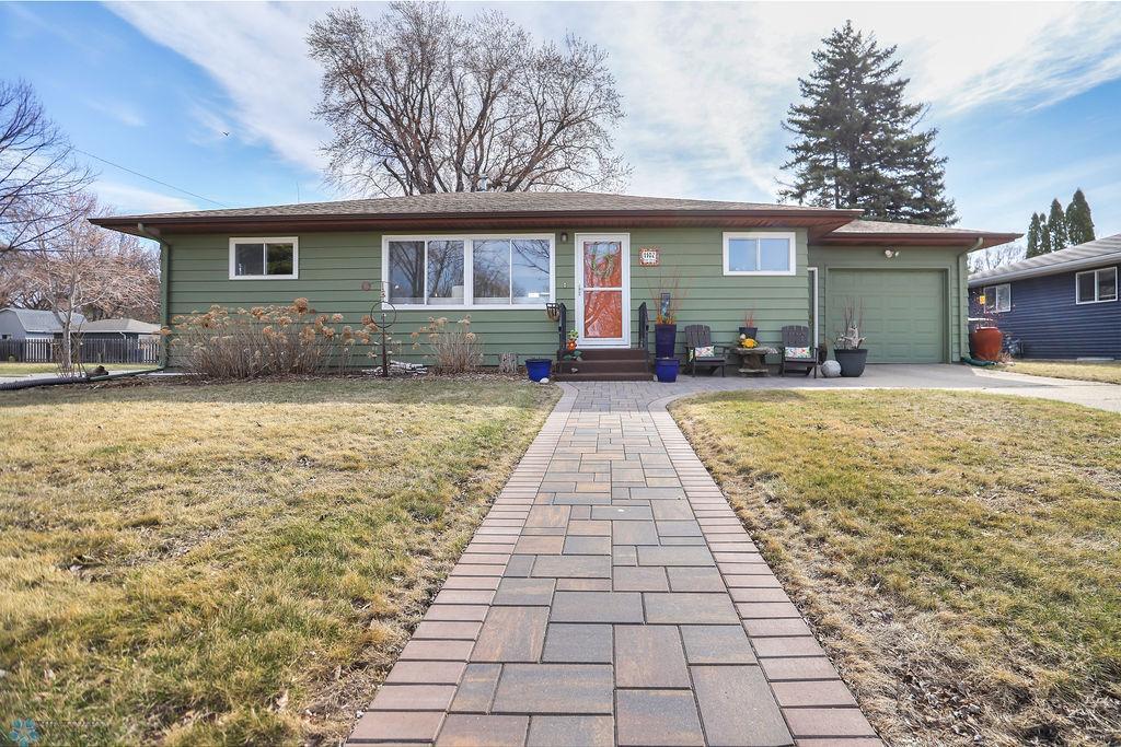 1102 River Drive, Moorhead, Minnesota image 1