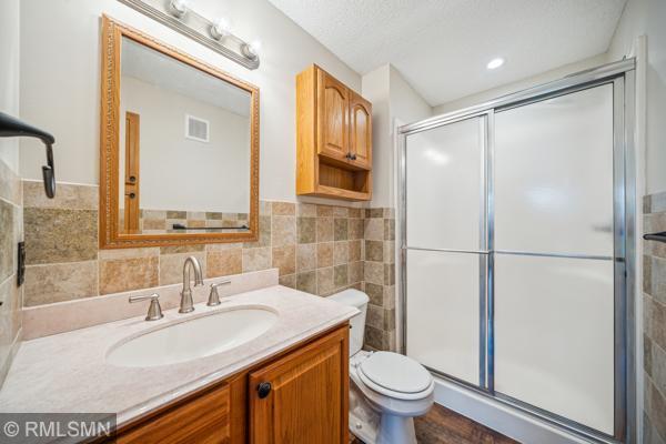 20675 Hampshire Way, Lakeville, Minnesota image 6