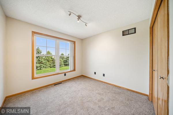 20675 Hampshire Way, Lakeville, Minnesota image 7